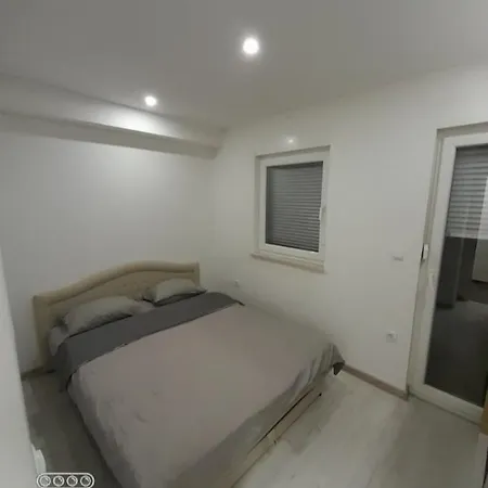 Apartmansasa1 *