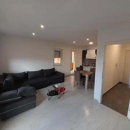 Apartmansasa1 *